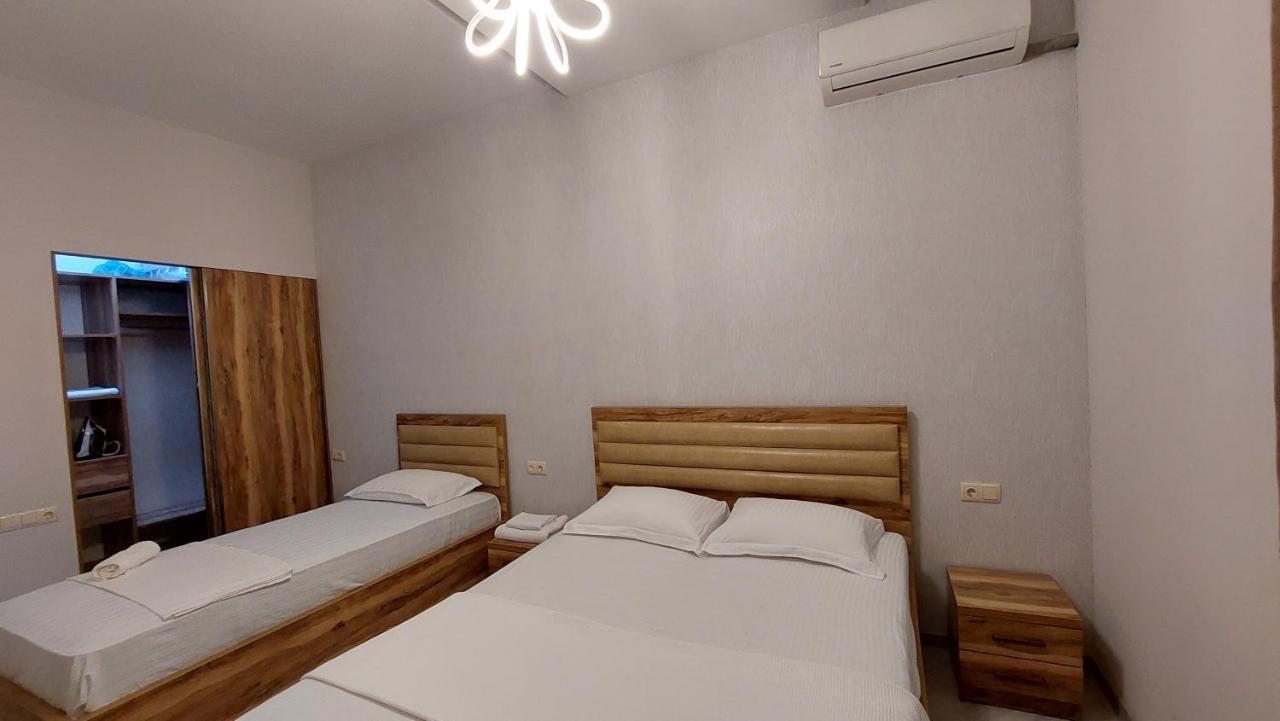 Elit Apartments Batumi Esterno foto