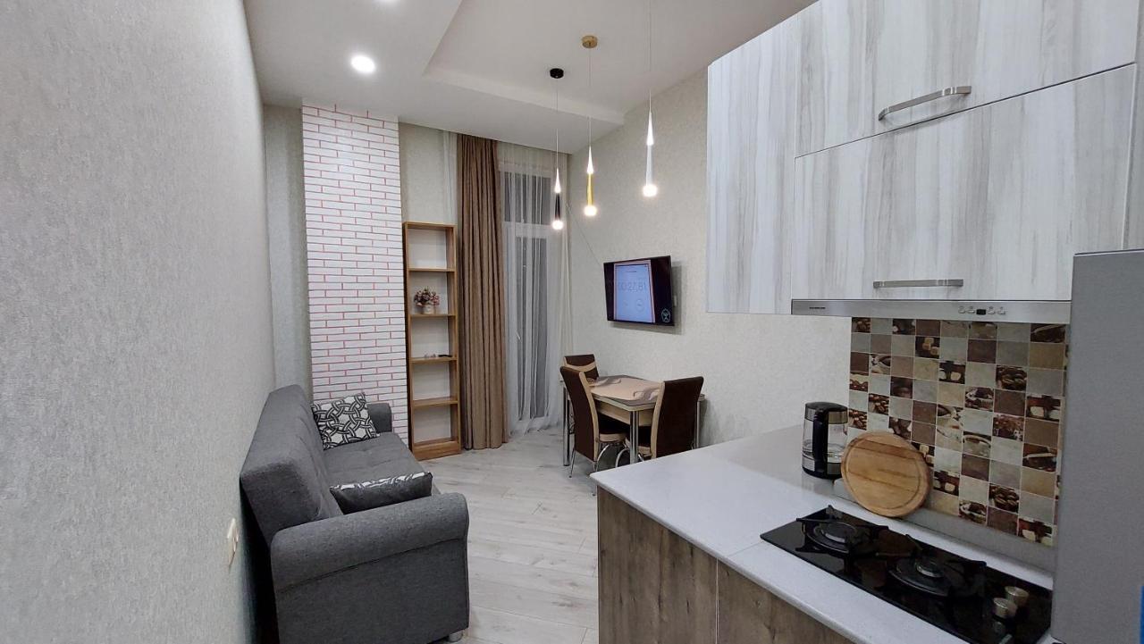 Elit Apartments Batumi Esterno foto