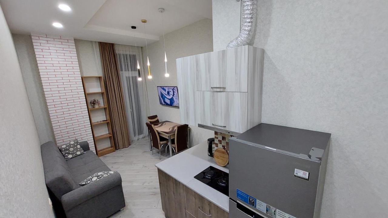Elit Apartments Batumi Esterno foto