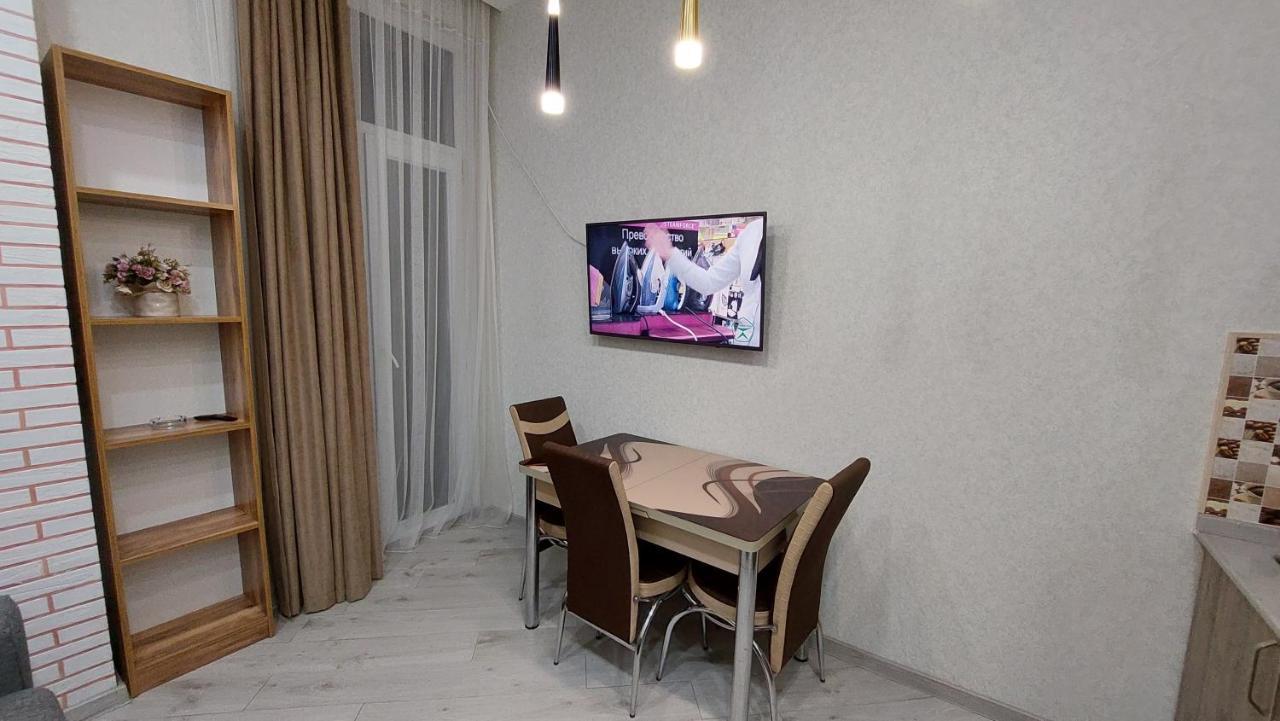 Elit Apartments Batumi Esterno foto